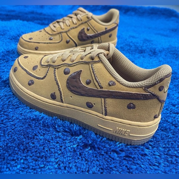 Nike Air Force 1 Custom Cookie Dough- Baked Goods Collection - Picture 1 of 9